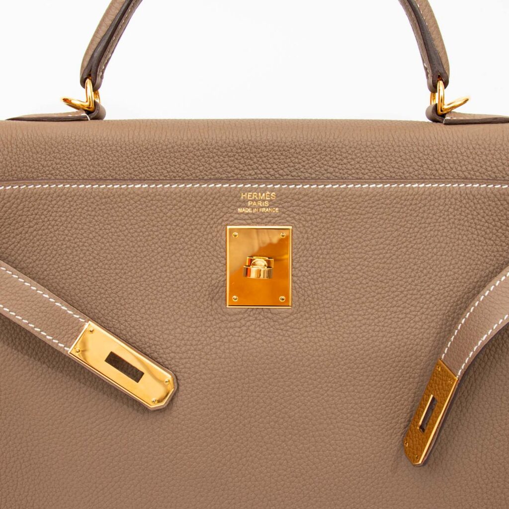Hermès Kelly 32 Retourné Togo Leder Etoupe Goldene Hardware