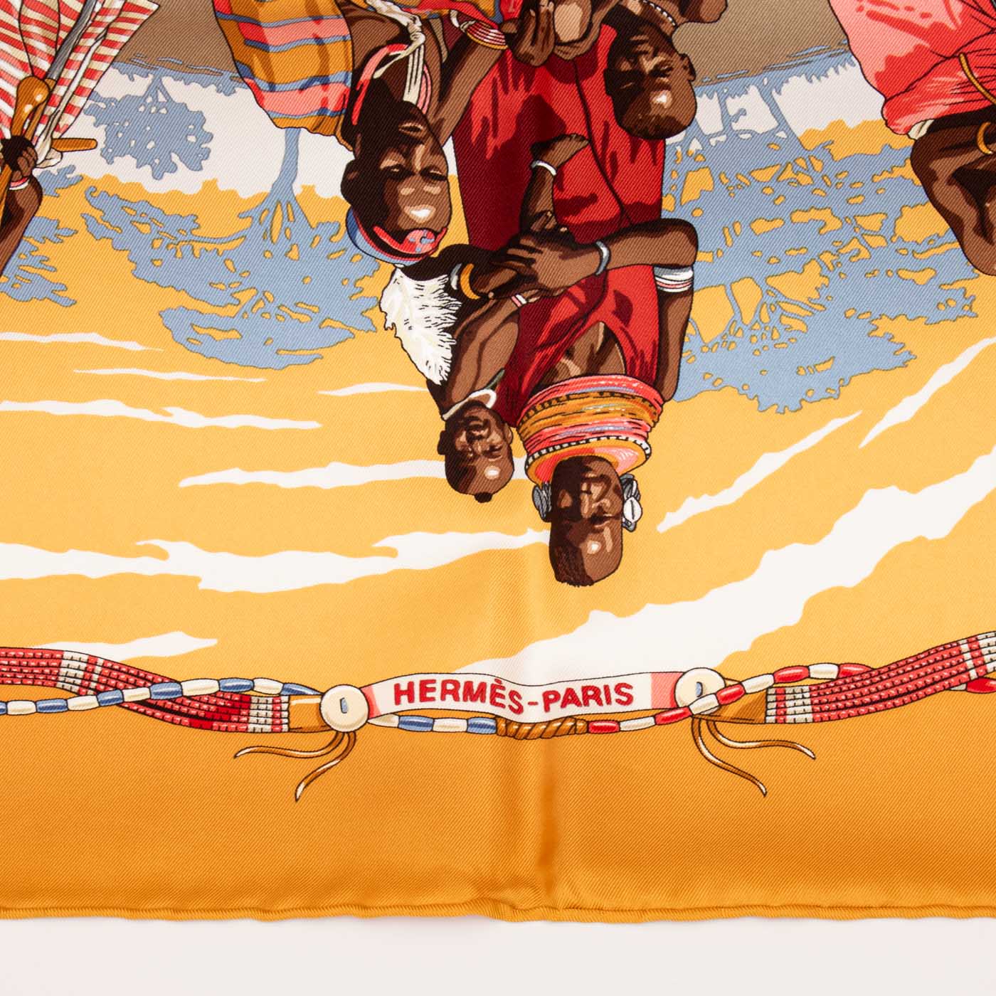 Hermès Foulard En Soie Carré 90 Perles Du Kenya Orange – Image 3