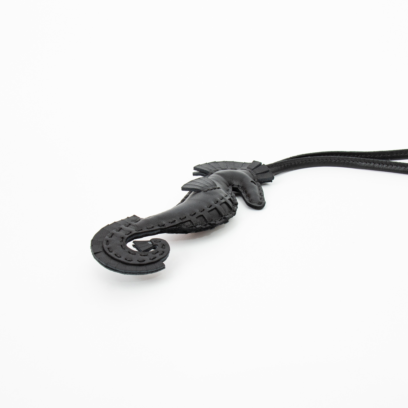 Breloque Hippocampe Hermès en cuir Agneau Milo noir – Image 3