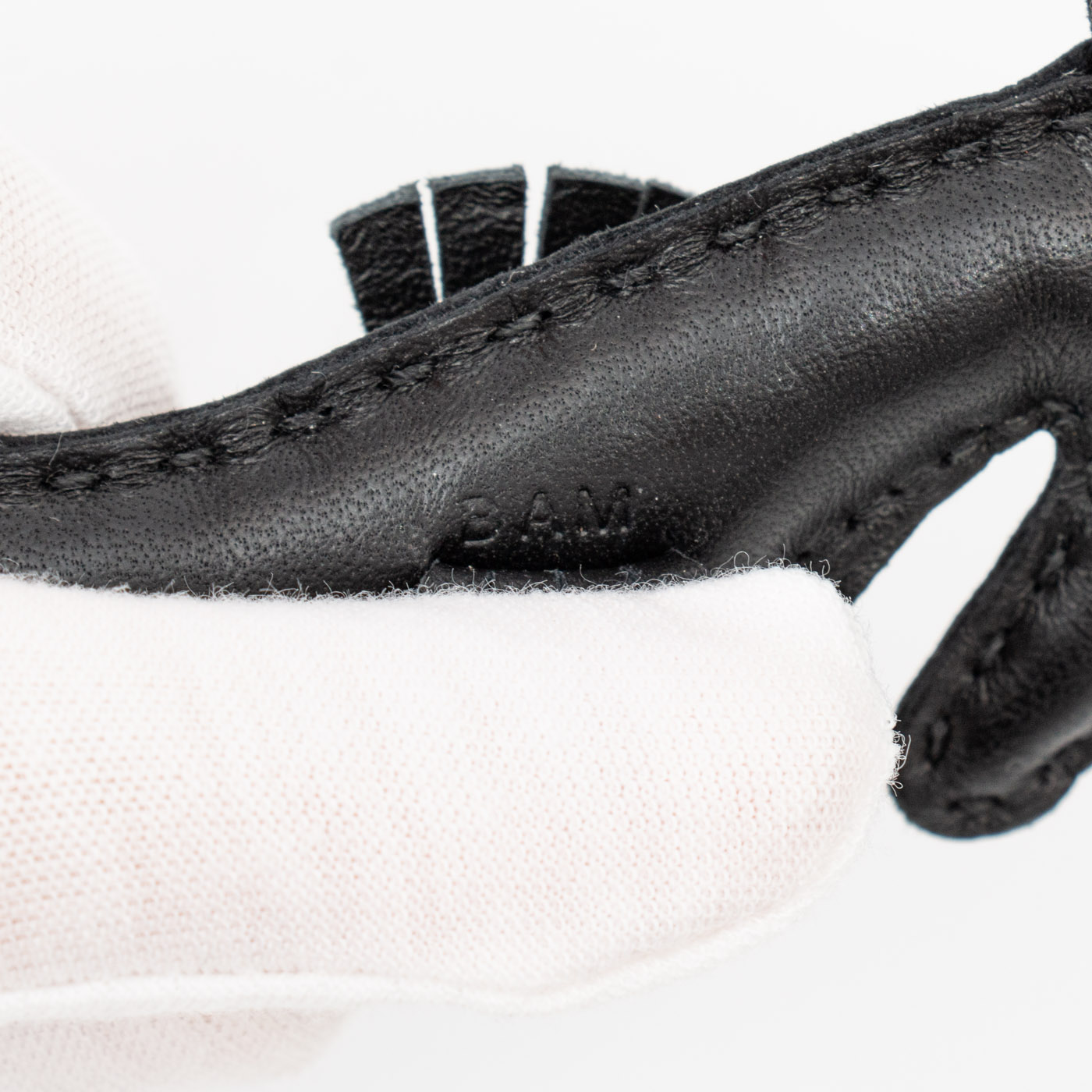 Breloque Hippocampe Hermès en cuir Agneau Milo noir – Image 5