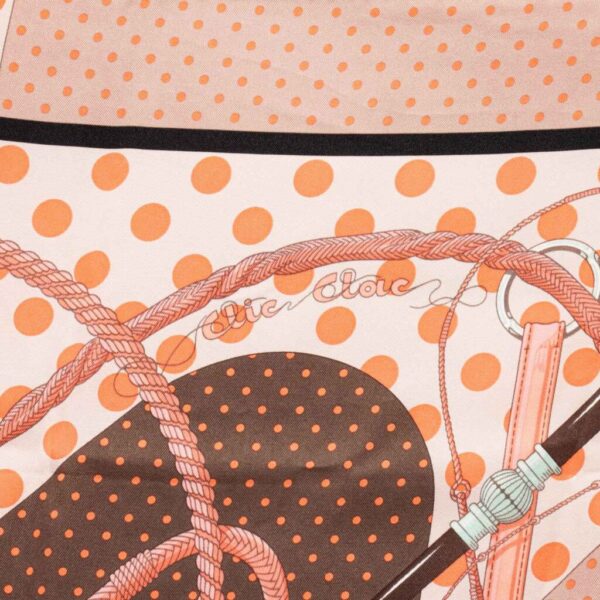 Hermès foulard en soie Carré 70 Clic-Clac A Pois Orange