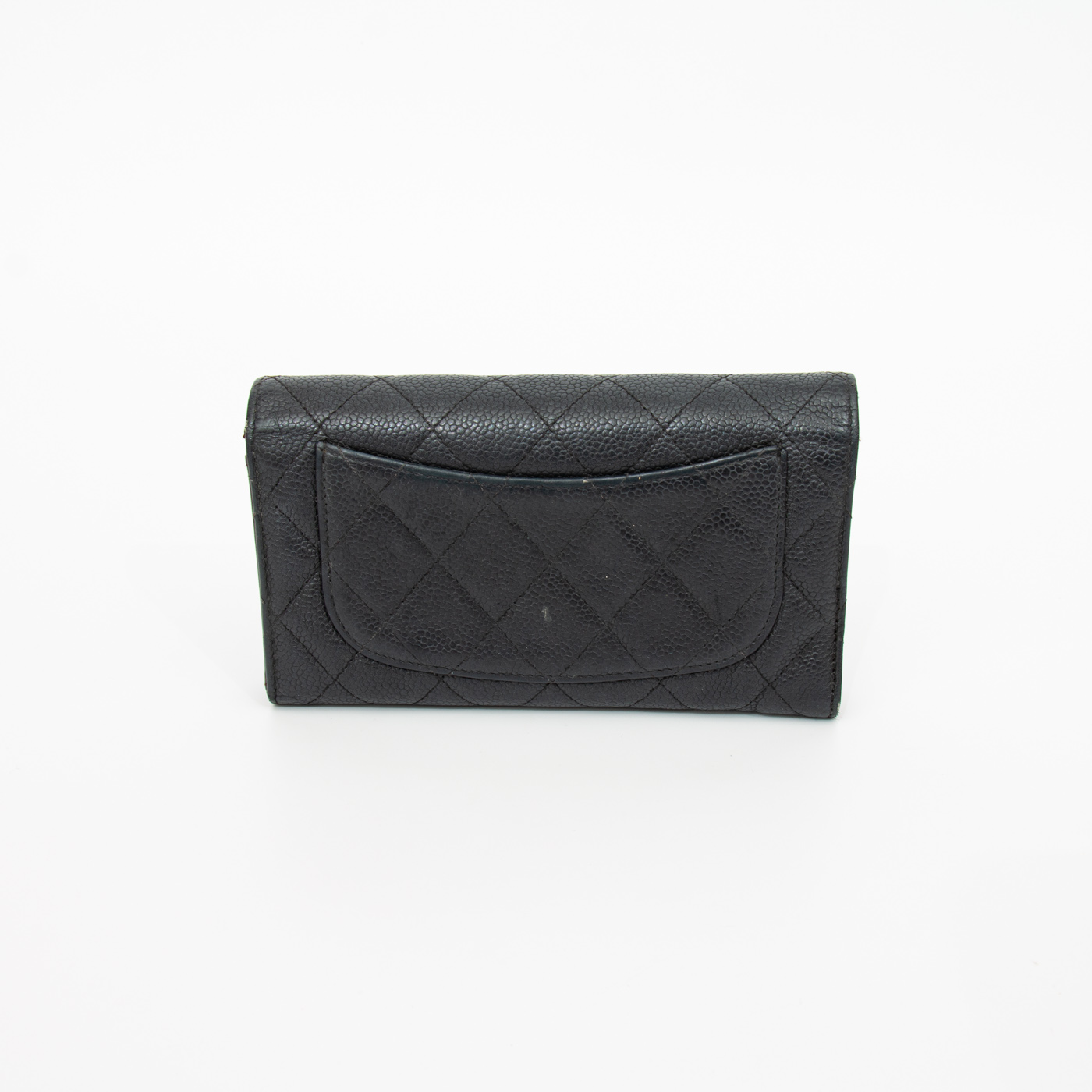 Cartera Chanel Caviar negra con herrajes dorados 2015–2016 – Imagen 2
