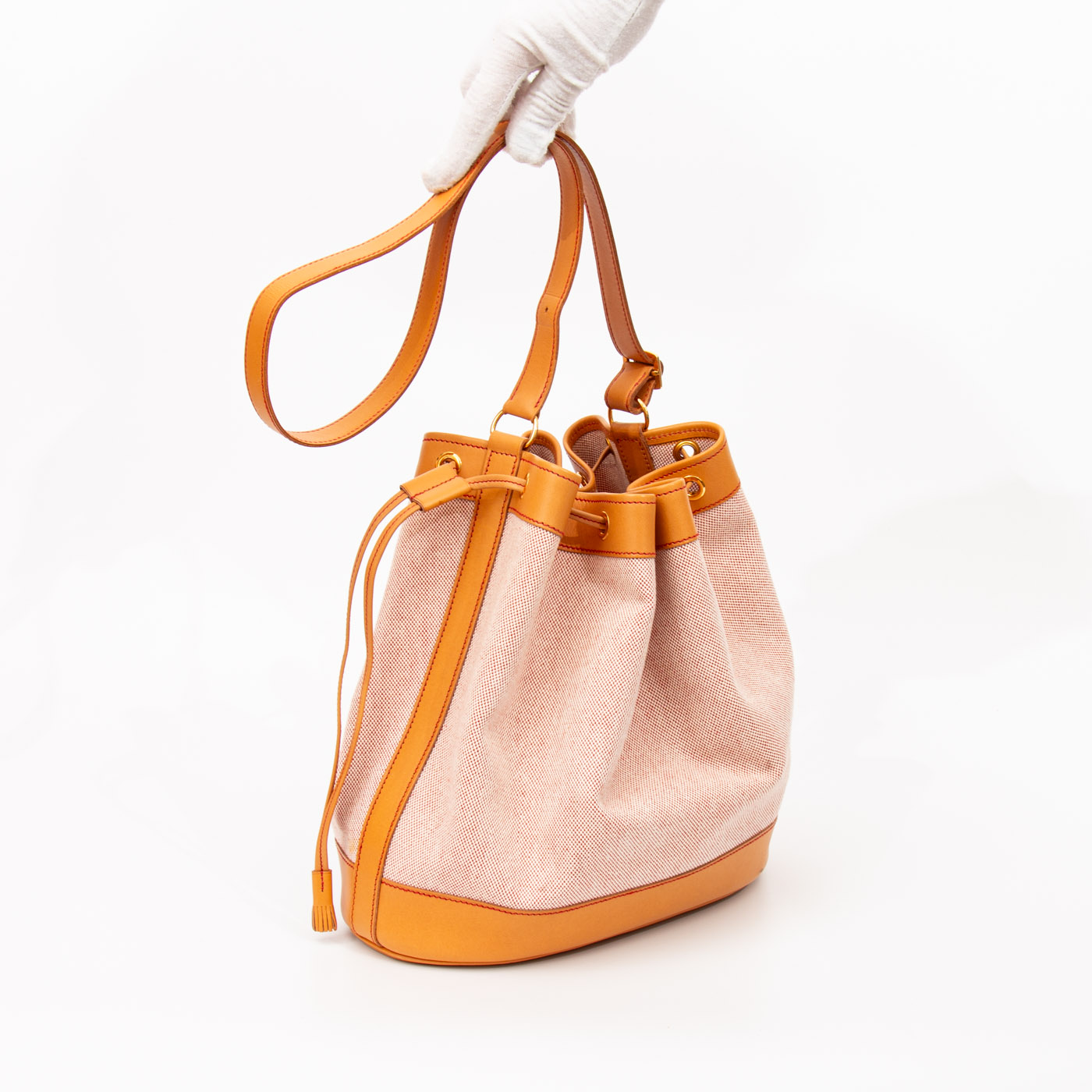 Bolso de mano Hermès Market Bucket Bag Toile H de lona y piel, color beige y dorado – Imagen 3