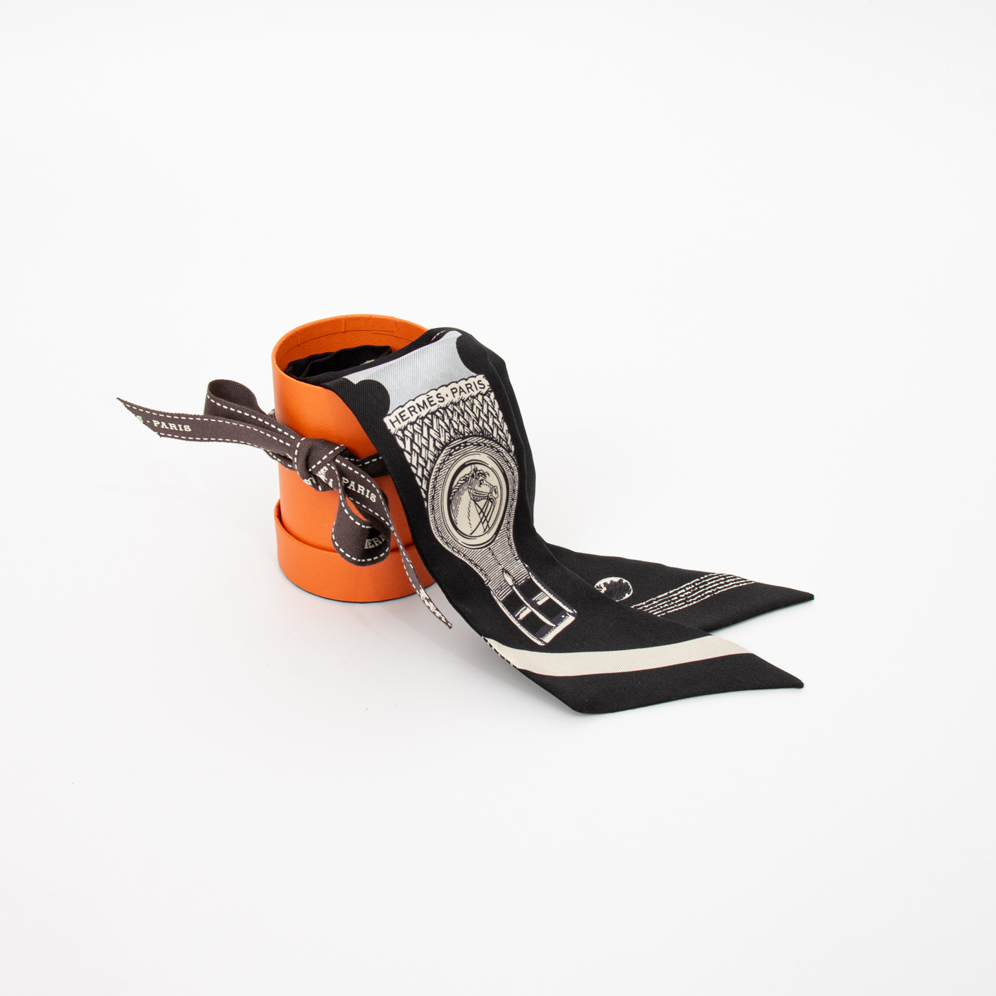 Hermès Twilly Inventaire Poétique de Brides à Bloc Foulard Soie Noir – Image 5