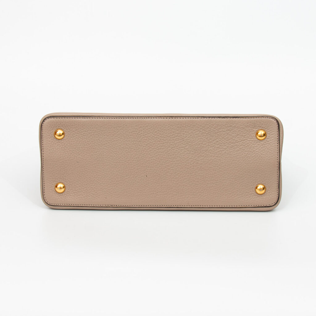 Bolso Louis Vuitton Capucines GM Taurillion de Cuero