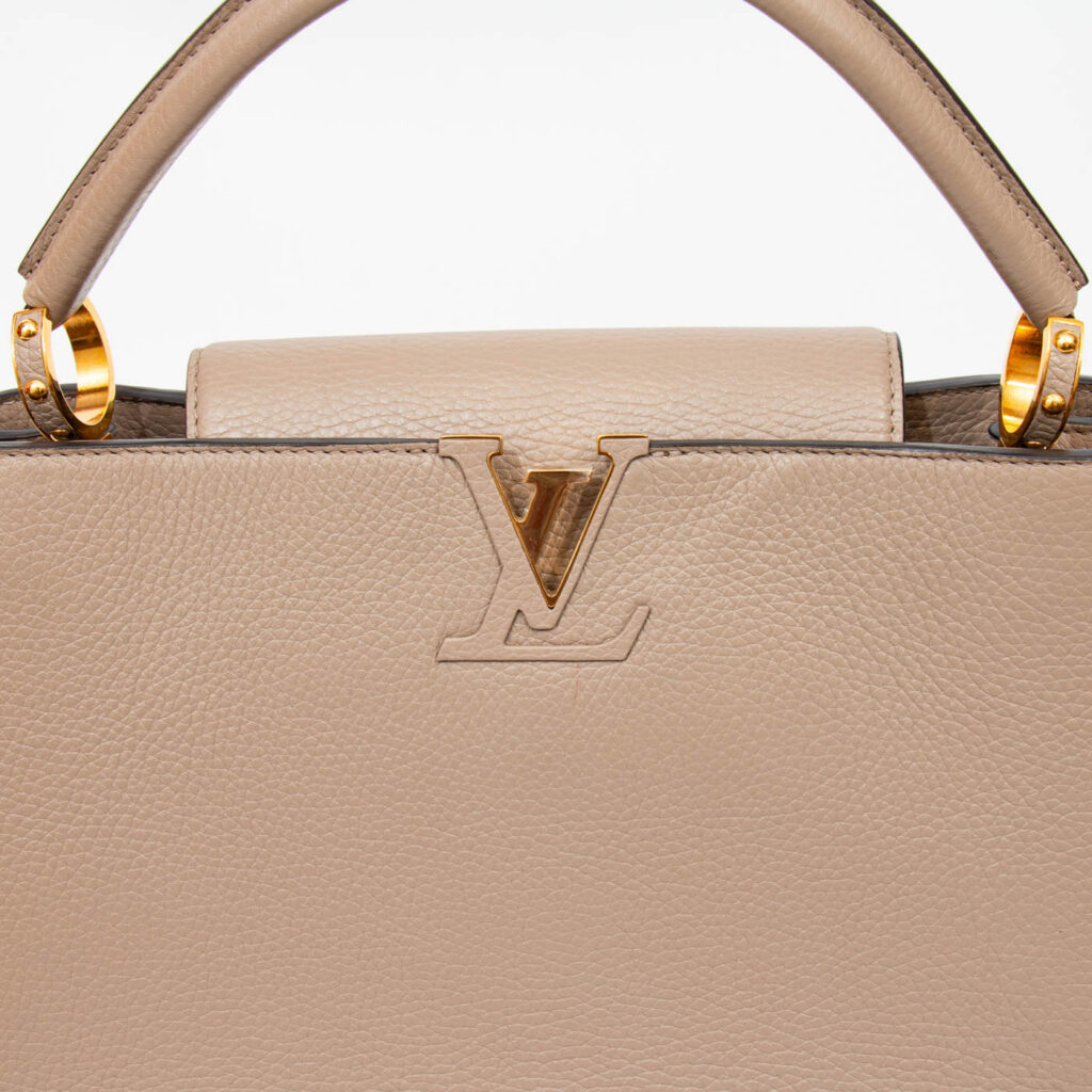 Bolso Louis Vuitton Capucines GM Taurillion de Cuero