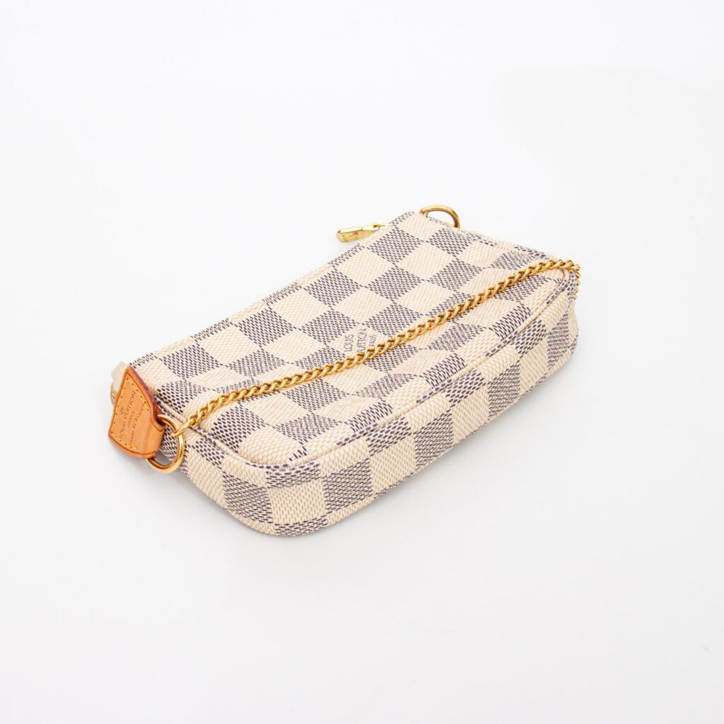 Accessoires Louis Vuitton Mini Pochette en Damier Azur