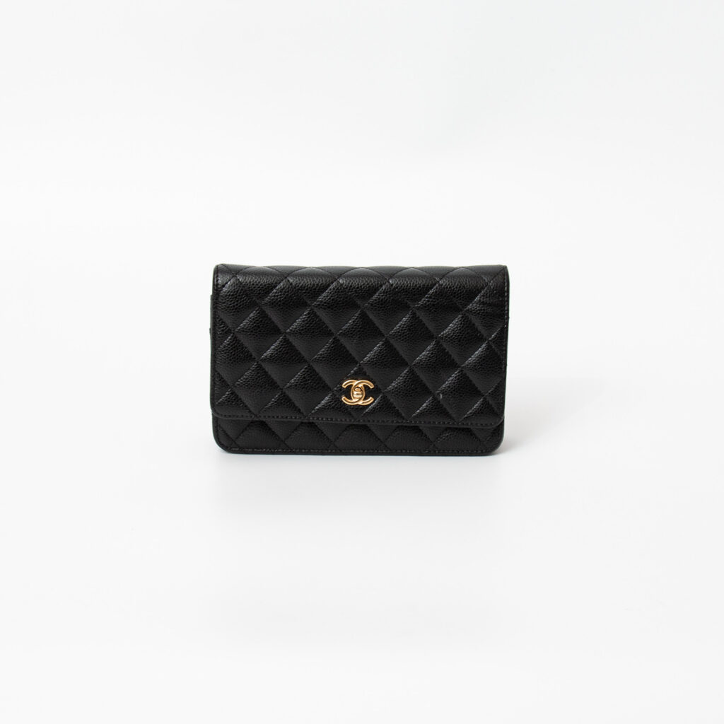 Chanel Wallet on Chain Classic Caviar Leder Schwarz mit Turnlock in Gold
