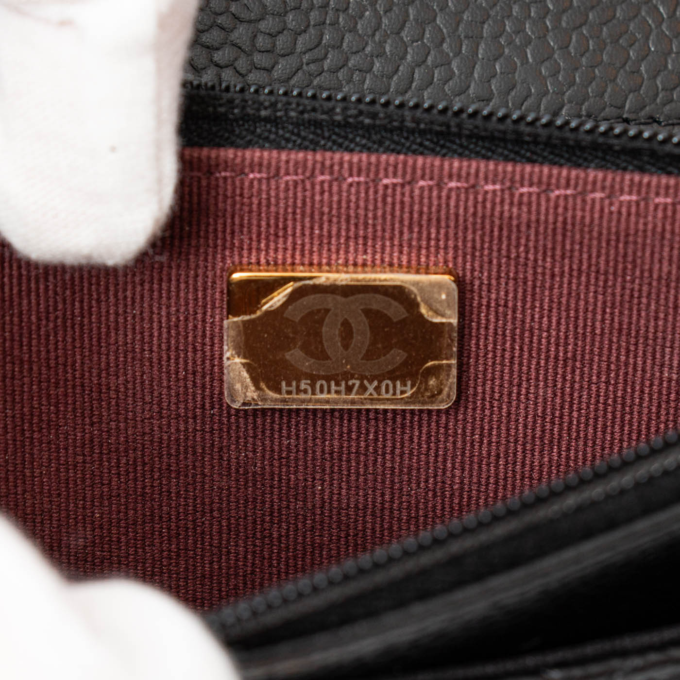 Chanel Wallet on Chain Classic Caviar Leder Schwarz mit Turnlock in Gold – Bild 11