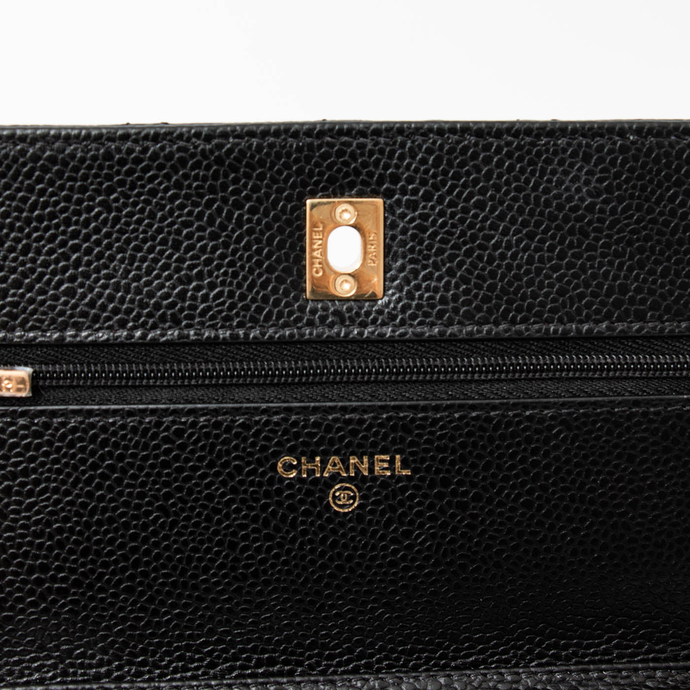Chanel Wallet on Chain Classic Caviar Leder Schwarz mit Turnlock in Gold – Bild 9