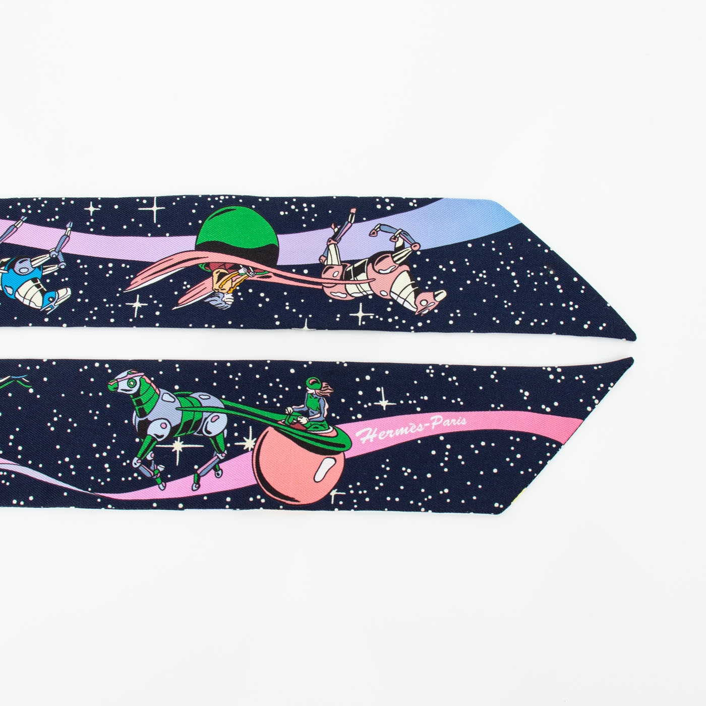 Pañuelo Hermès Twilly Space Derby de seda, rosa azul marino – Imagen 4