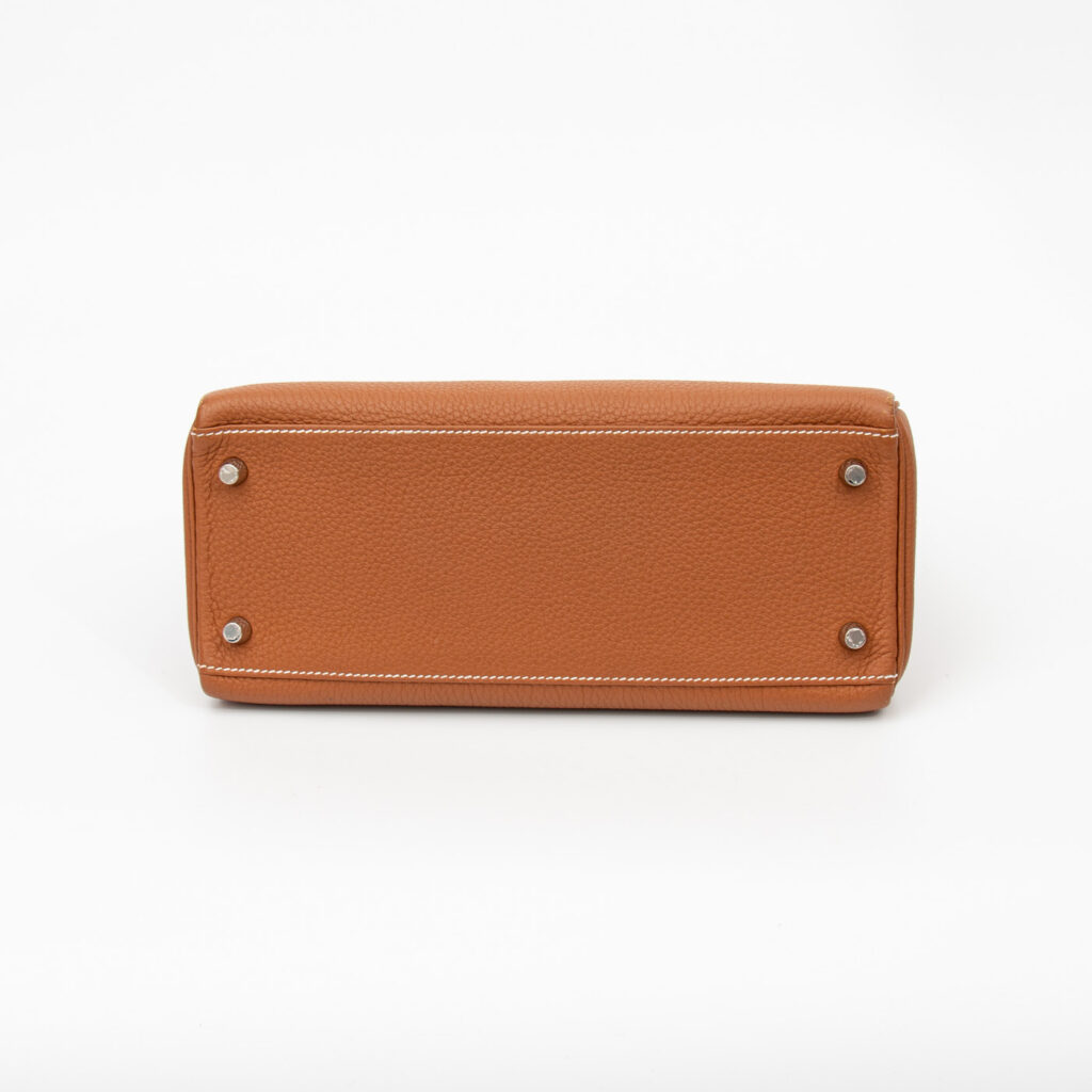 Hermès Kelly 28 Retourné Togo Leder Gold mit Palladium Hardware 2025