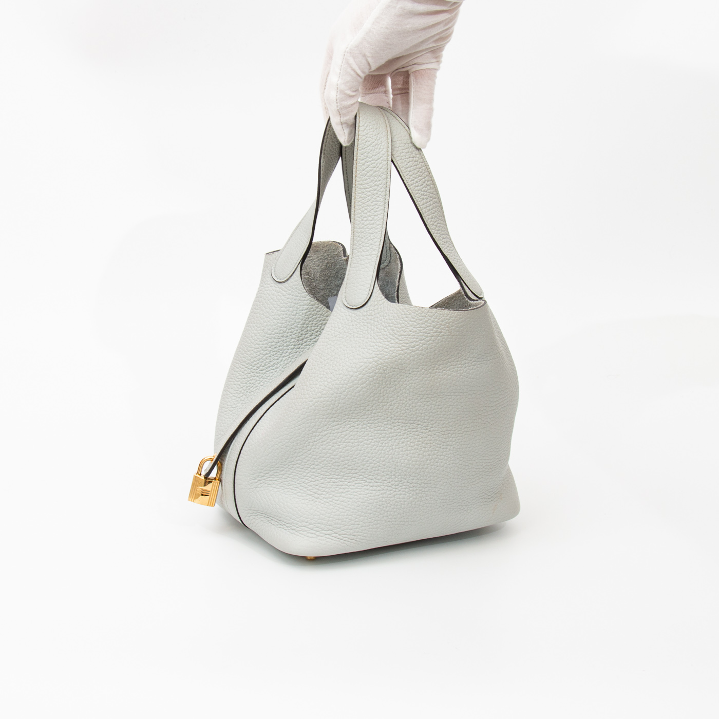 Hermès Tasche Picotin 18 Pm Taurillon Clemence Bleu Pale Mit Goldener Hardware 2021 – Bild 3