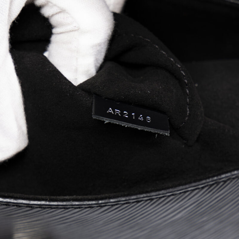 Louis Vuitton Twist Epi Leather Handbag Black with Silver Hardware – Image 9
