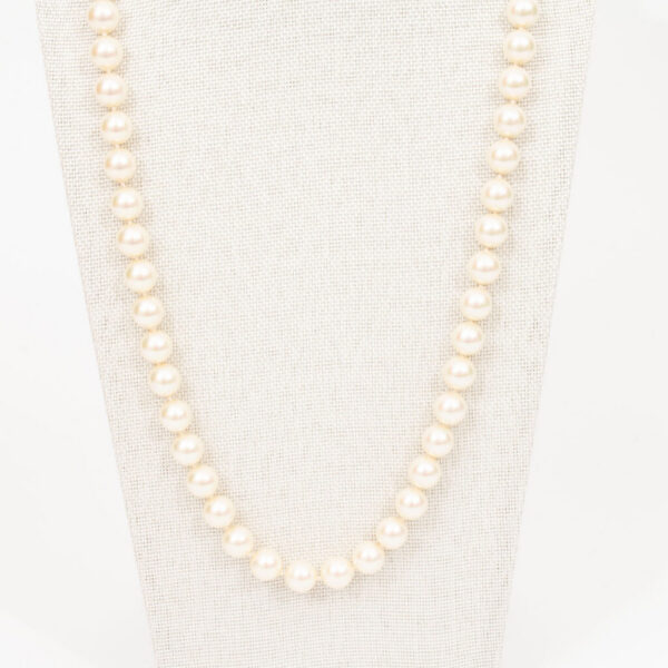 Collier de perles Christian Dior blanc et argent 63 cm